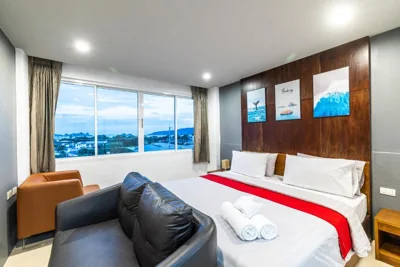 Deluxe Suite with Sea View — Phuket Five Fortune Holiday Hotel