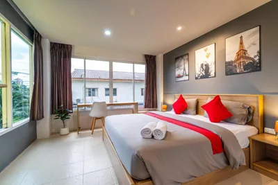 Standard King Room — Phuket Five Fortune Holiday Hotel